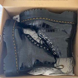 brand new doc martens! worn once